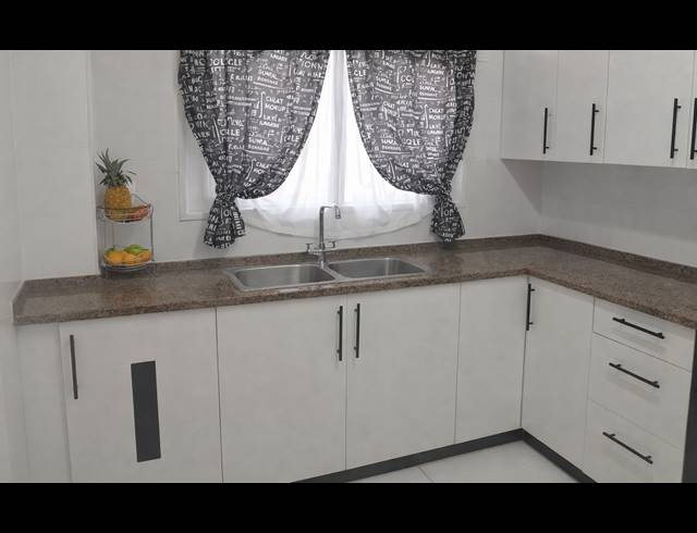 3 BEDROOM DUPLEX FOR SALE IN BLUFF